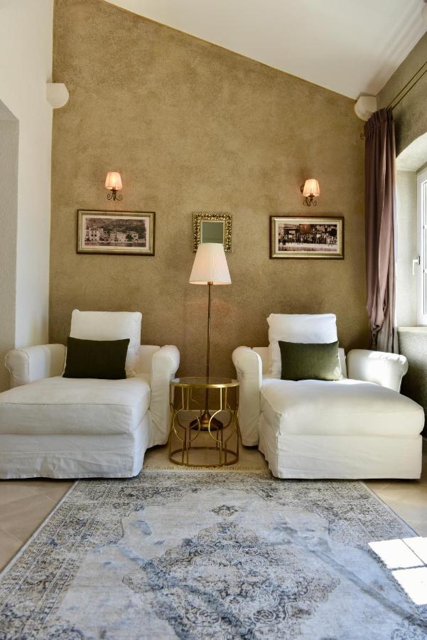 Villa Giardino Heritage Boutique Hotel Bol Exterior foto