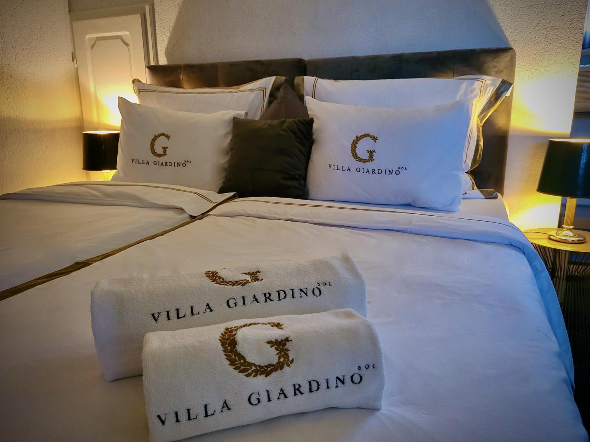 Villa Giardino Heritage Boutique Hotel Bol Habitación foto